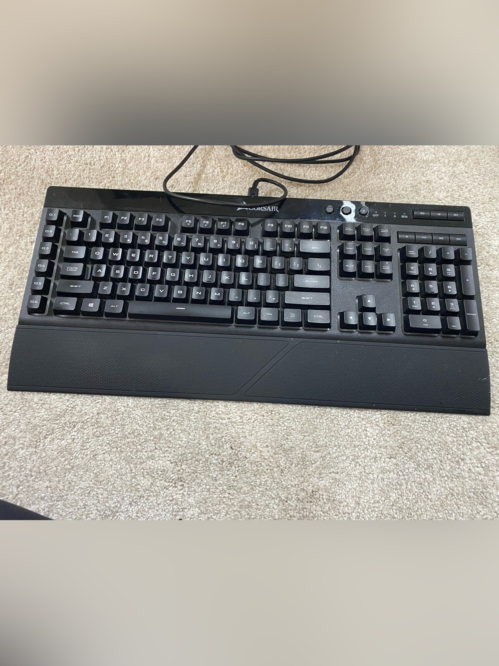 Corsair Black Gaming Keyboard - Picture 5 of 5